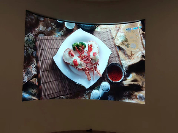 渝水室内P2.5弧形LED屏